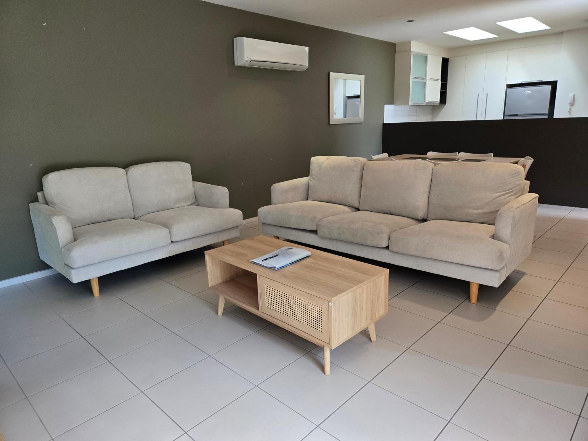 Villa Quarterdecks Retreat Urangan Esterno foto