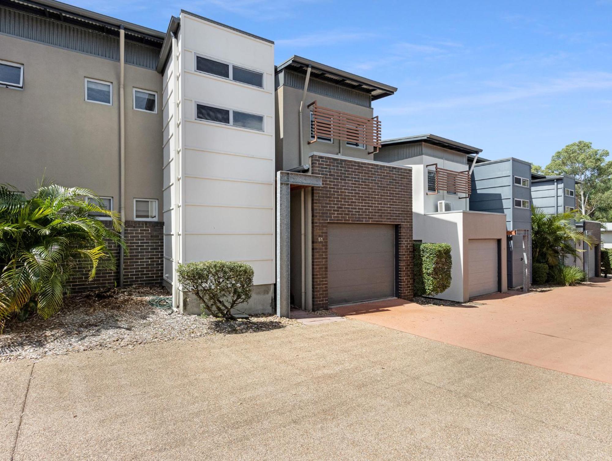 Villa Quarterdecks Retreat Urangan Esterno foto