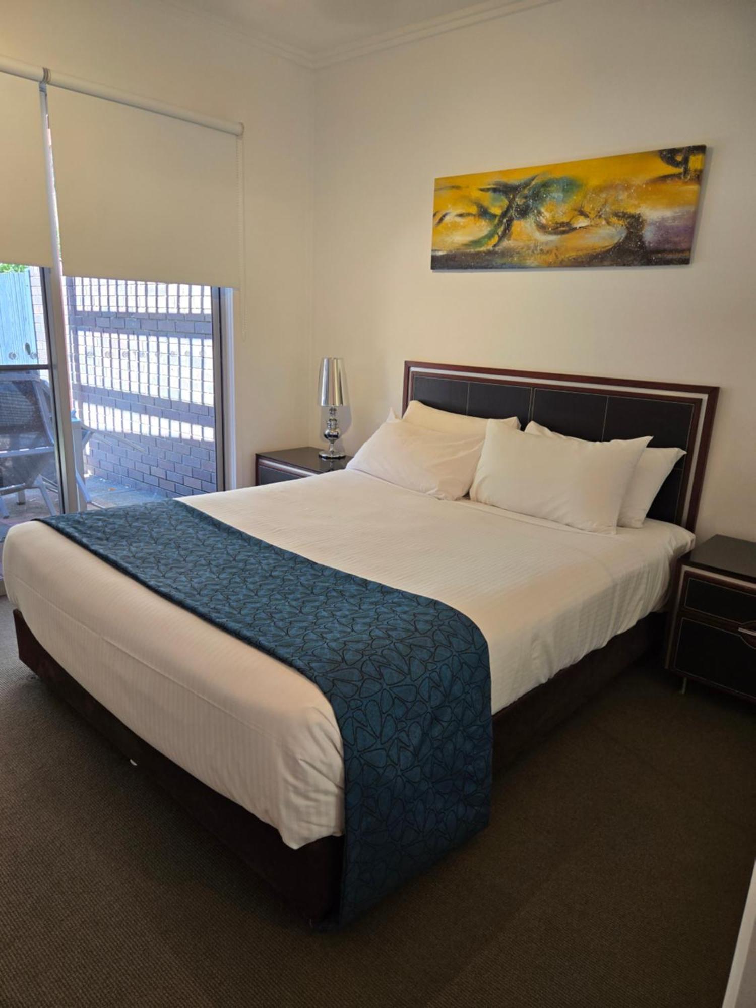 Villa Quarterdecks Retreat Urangan Esterno foto